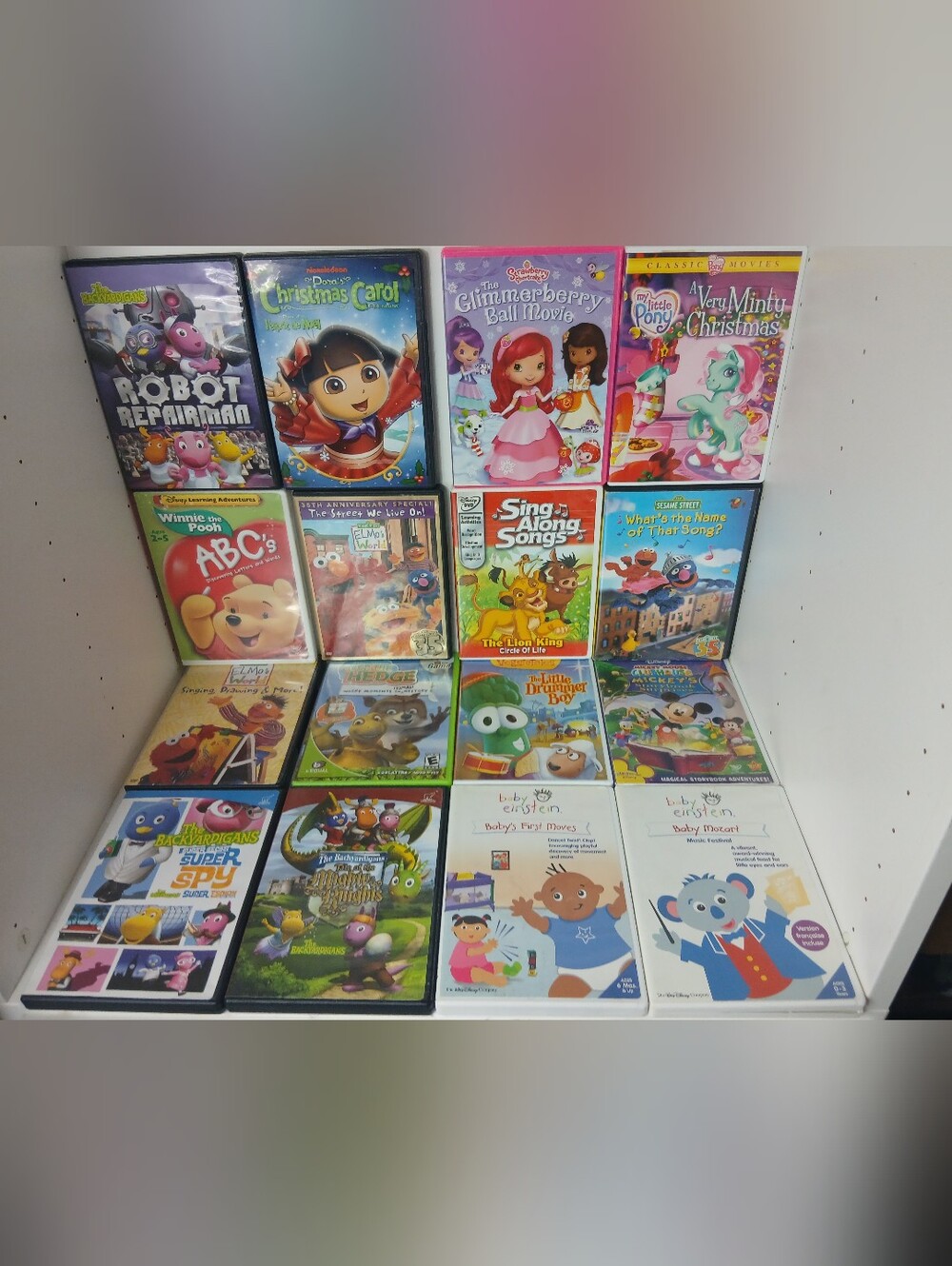 16 Childrens Learning Dvds, Veggie Tales, The Backyardigans, Elmo, Etc